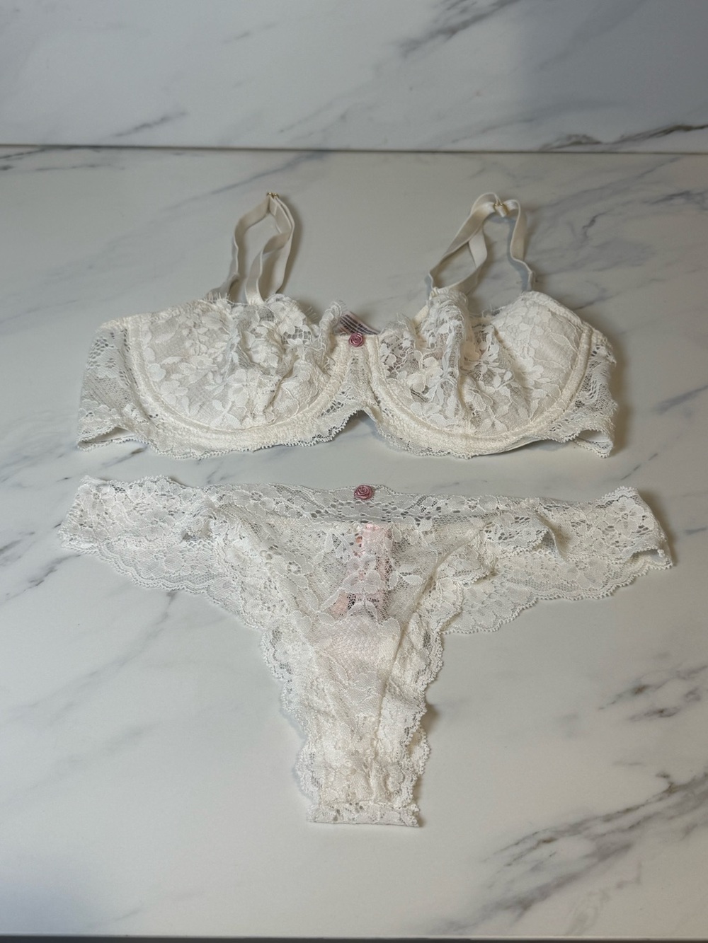 Victoria secret dainty lace bra and pantie set